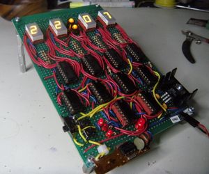 A through hole breadboard digital clock circuit